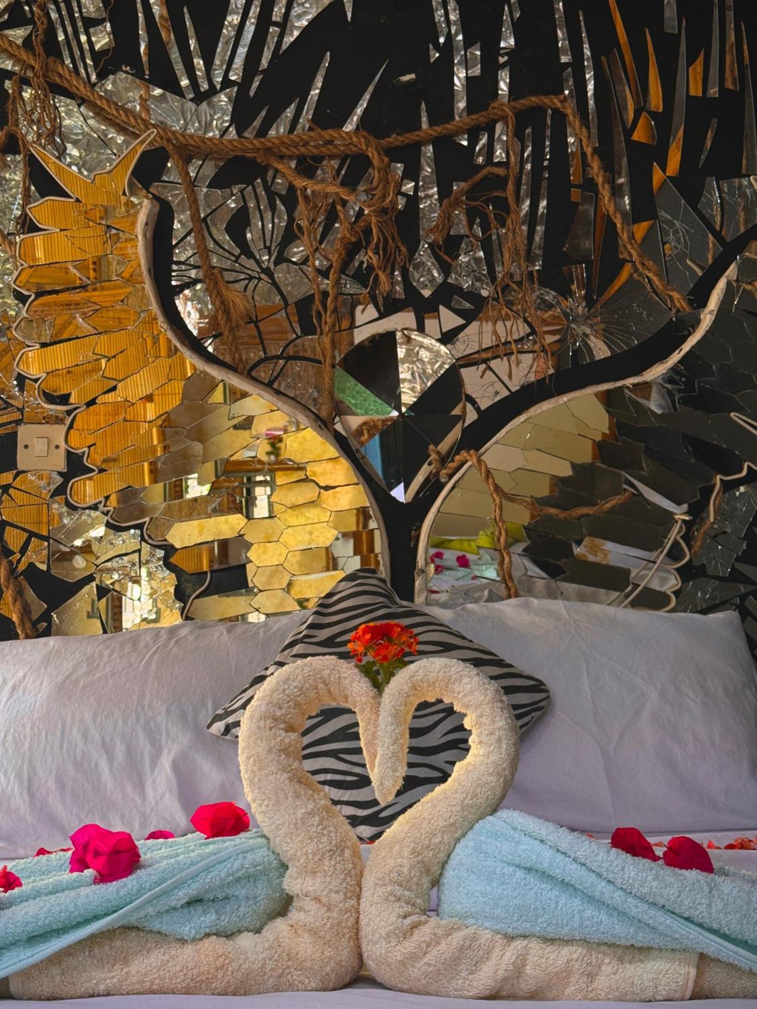The Rabbit Tree Hostel Gili Meno Exterior foto