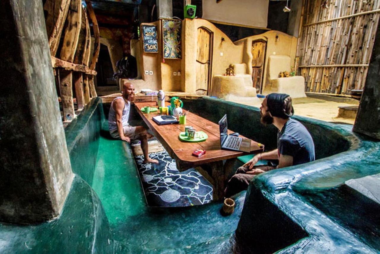 The Rabbit Tree Hostel Gili Meno Exterior foto